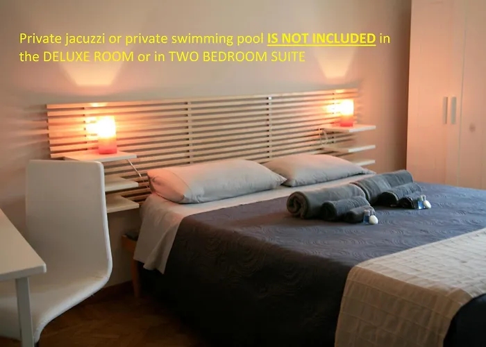 Penthouse Station Luxury Suites & Apartment