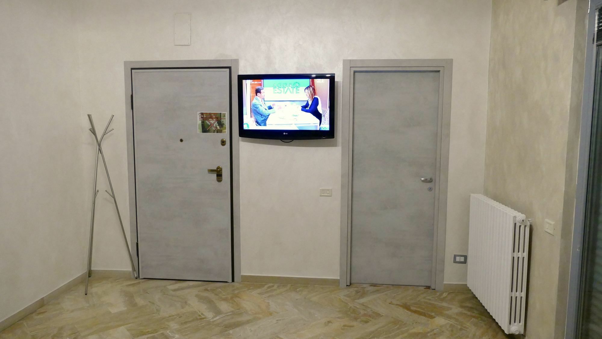 Penthouse Station Luxury & Guest house 2*